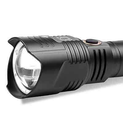 How Many Lumens Do I Need for A Dive Light
